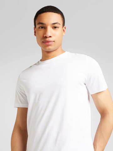 s.Oliver T-shirt i vit