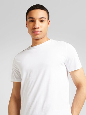 T-Shirt s.Oliver en blanc