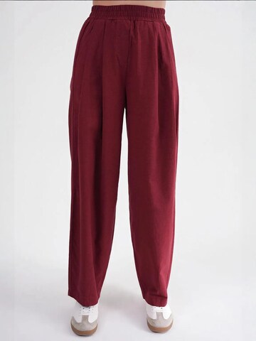 MixRay Loosefit Broek in Rood: voorkant