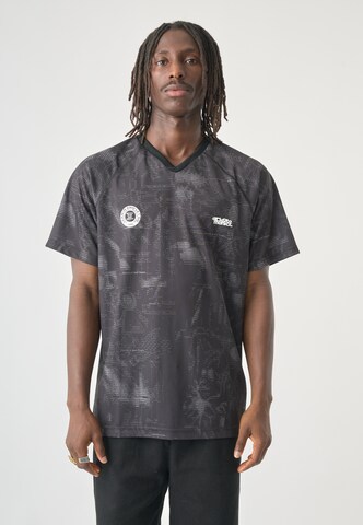 Cleptomanicx Shirt in Black: front