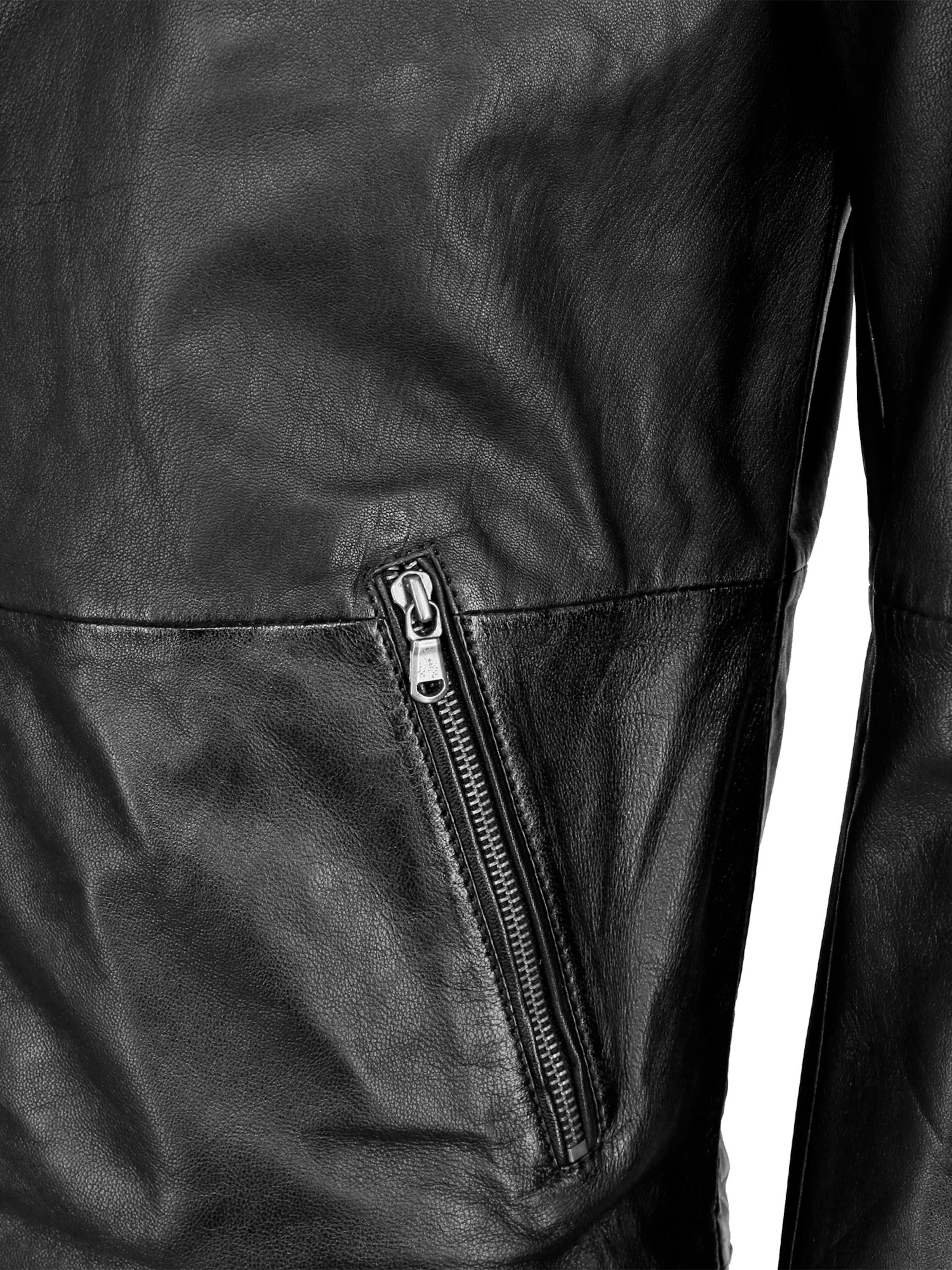 JCC Tussenjas in Zwart