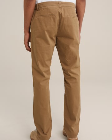 WE Fashion Slim fit Chino trousers in Brown