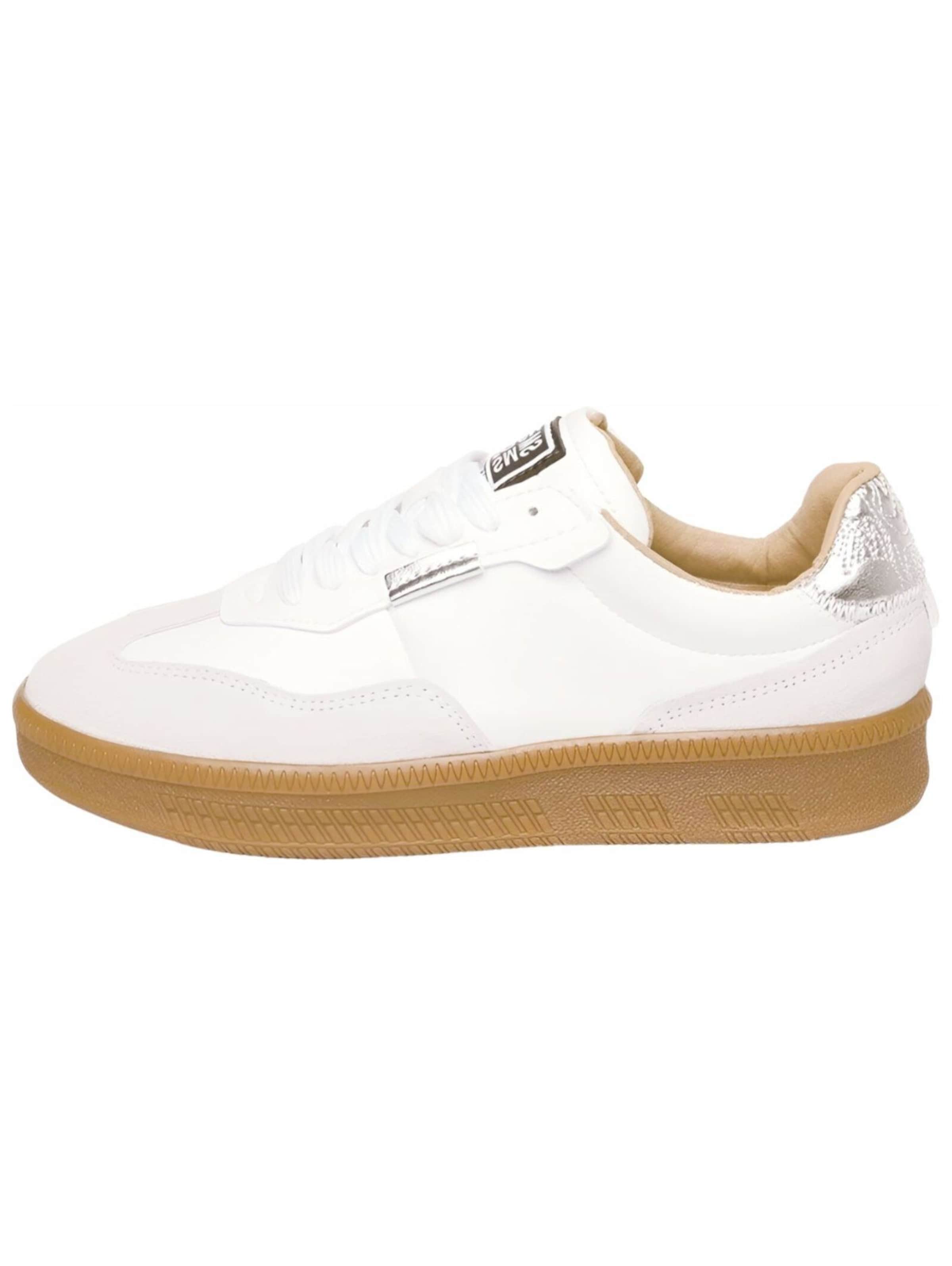 STEVE MADDEN Platform trainers in White