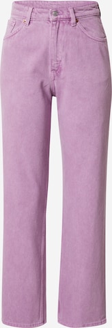 Monki Regular Jeans in Purple: front