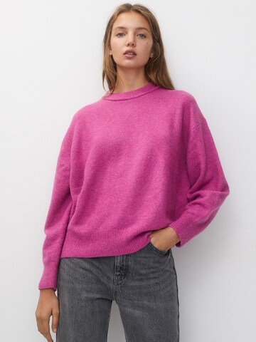 Pull&Bear Sweater in Pink: front