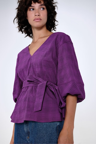 Aligne Blouse 'Guava' in Lila