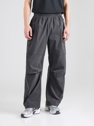 Loosefit Pantalon Nike Sportswear en gris : devant