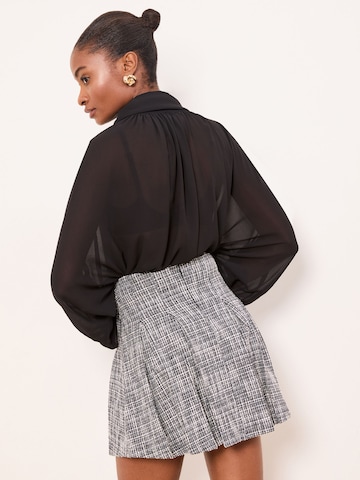 Fustă de la Lipsy pe gri