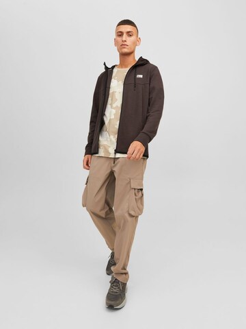 JACK & JONES Sweatjacke in Braun