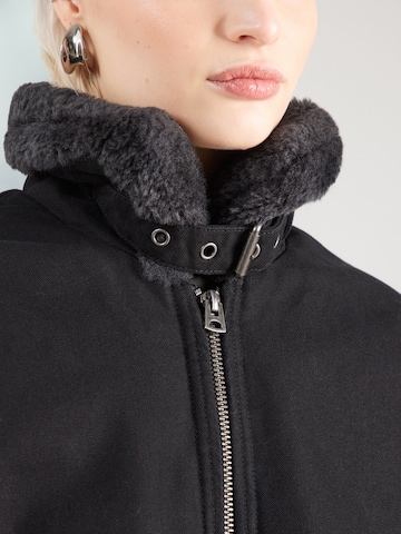 Giacca di mezza stagione 'Titan' di WEEKDAY in nero