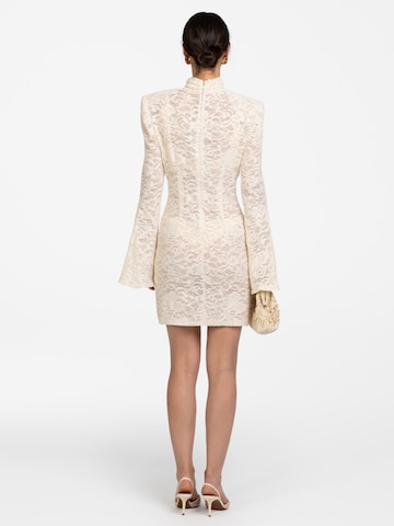 Robe 'Anya' mandragora en beige