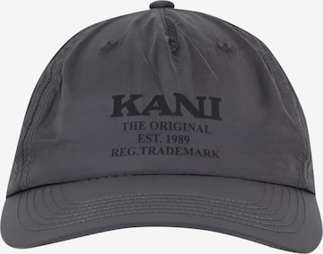 Karl Kani Cap in Grey: front