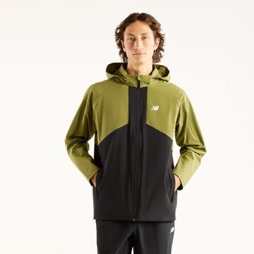 Giacca sportiva 'Utility' di new balance in verde: frontale