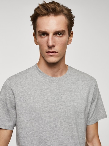 MANGO MAN Bluser & t-shirts 'CHERLO' i grå