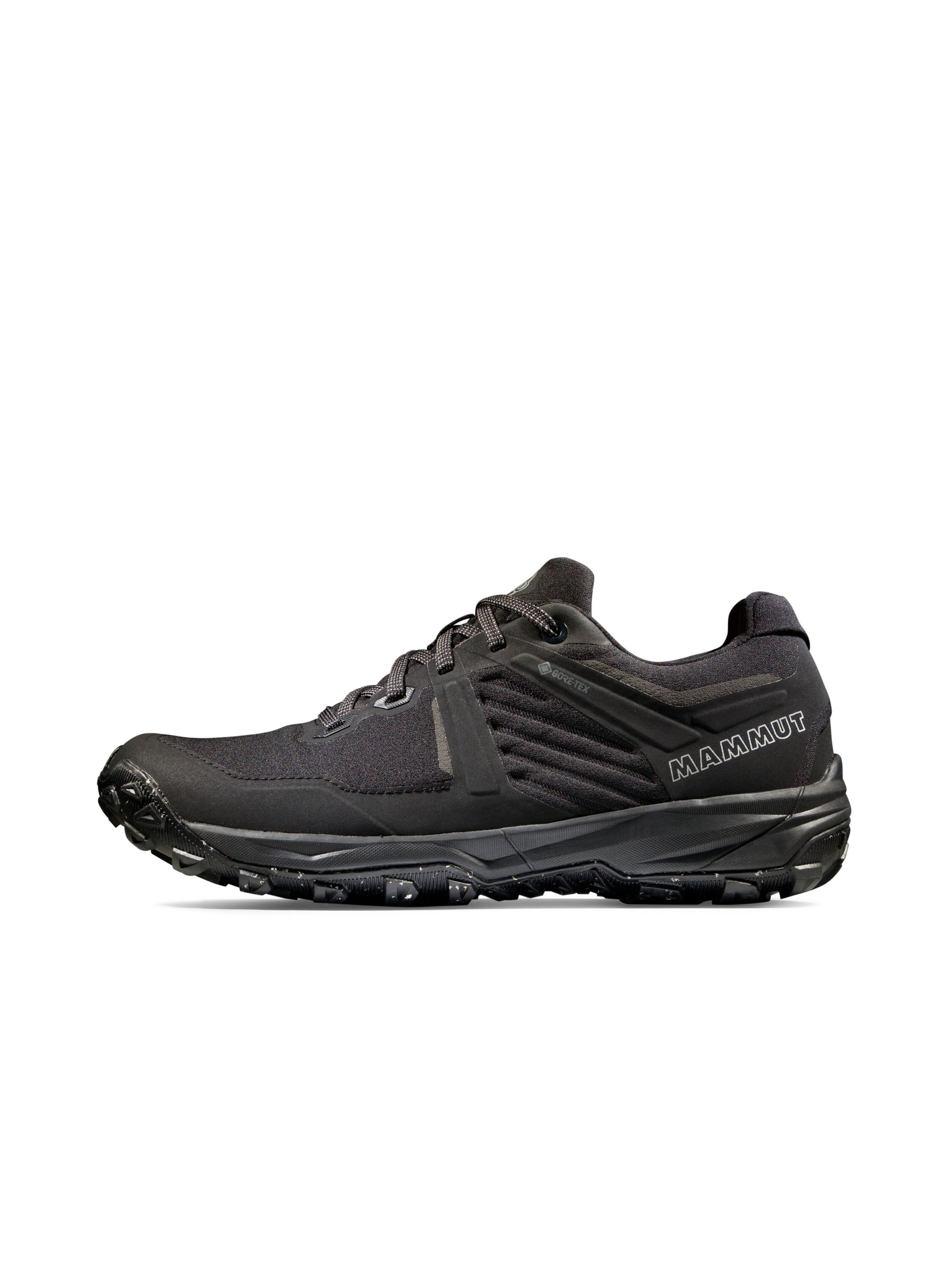 MAMMUT Flats 'Ultimate III' in Black: front