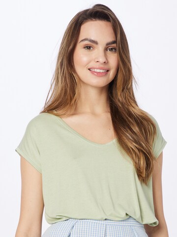 Tricou 'Billo' de la PIECES pe verde: față