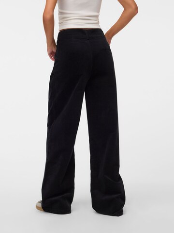 VERO MODA - Loosefit Pantalón 'VMCora' en negro