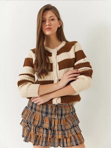 Cardigan Bianco Lucci en beige