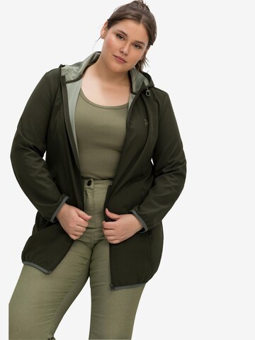 SHEEGO Outdoor Jacket in Green: front