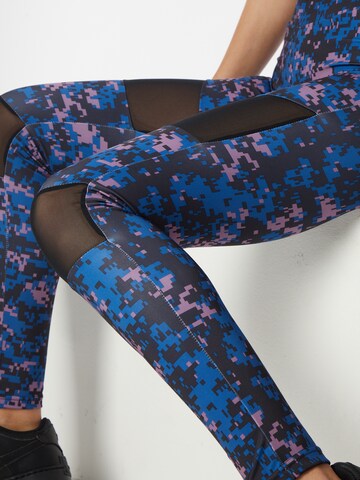 Urban Classics Skinny Leggings in Blau