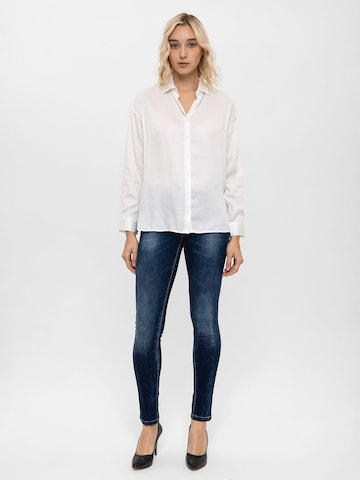 Camicia da donna di By Diess Collection in bianco