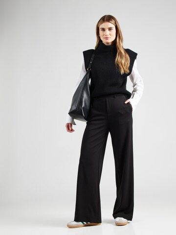 NÜMPH Wide leg Trousers 'Caviar' in Black