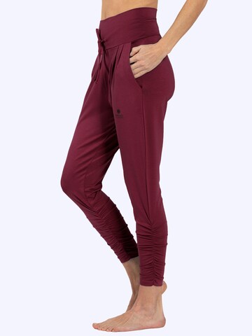 Magadi Regular Workout Pants 'Francis' in Red