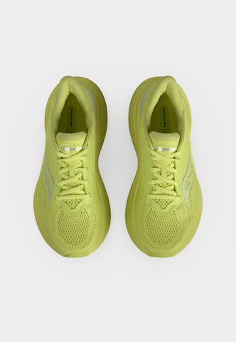 dzeltens saucony Sporta apavi 'Triumph 24'