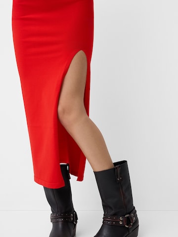 Abito di Bershka in rosso