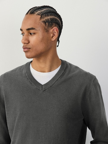 Pull-over Next en gris
