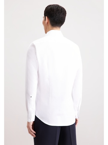 Coupe slim Chemise business 'SMART CLASSICS' SEIDENSTICKER en blanc