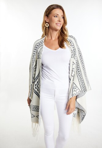 usha FESTIVAL Cape in White: front