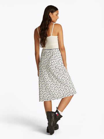 Tommy Jeans Skirt in White