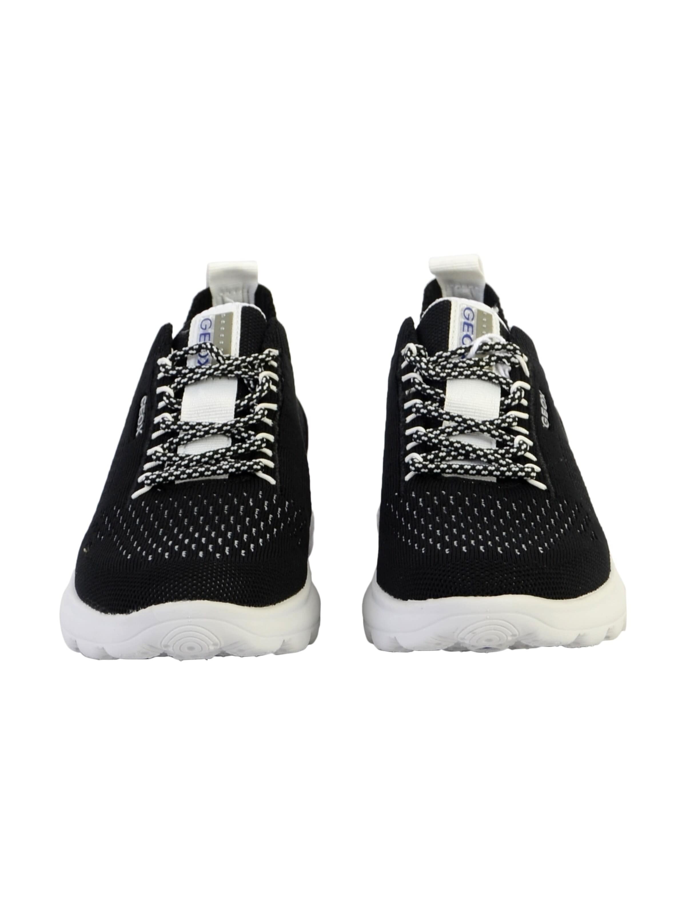 GEOX - Calzado deportivo con cordones en negro