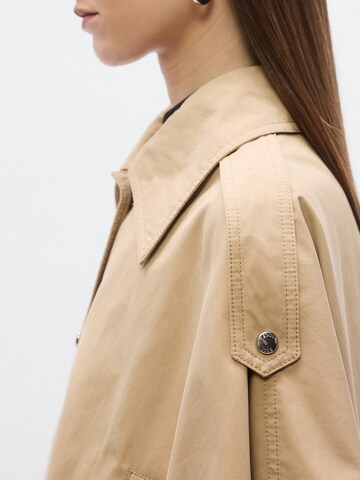 BOSS Cape 'C_Clari' in Braun