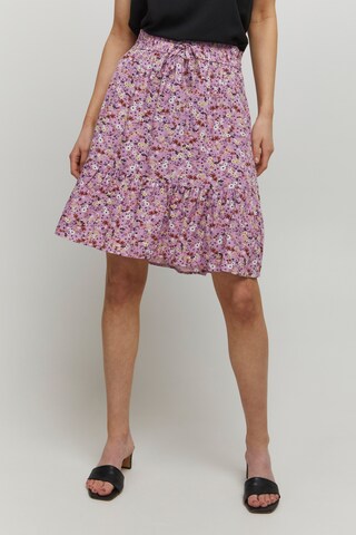 b.young - Falda en rosa: frente