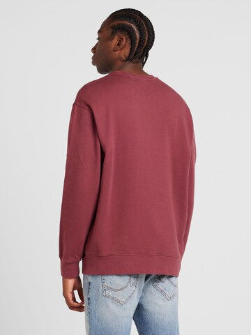 LEVI'S ® Sweatshirt in Red