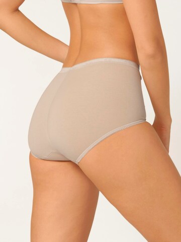 Slip ' Basic+ ' SLOGGI en beige
