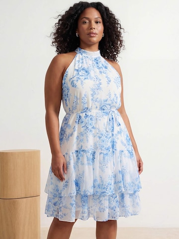 Trendyol Curve - Vestido en blanco: frente
