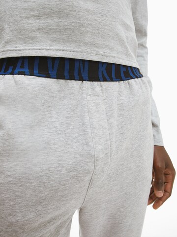 Tapered Pantaloni de pijama 'Intense Power' de la Calvin Klein Underwear pe gri