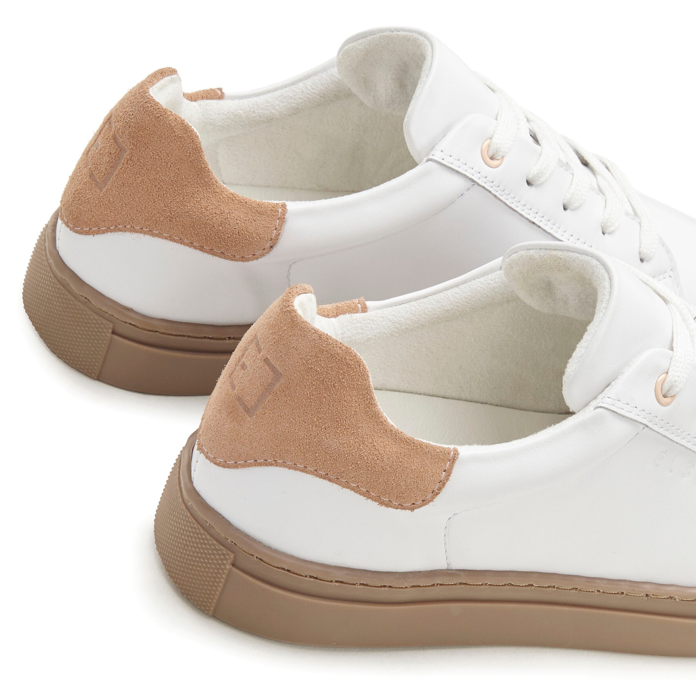 Elbsand Sneakers in White