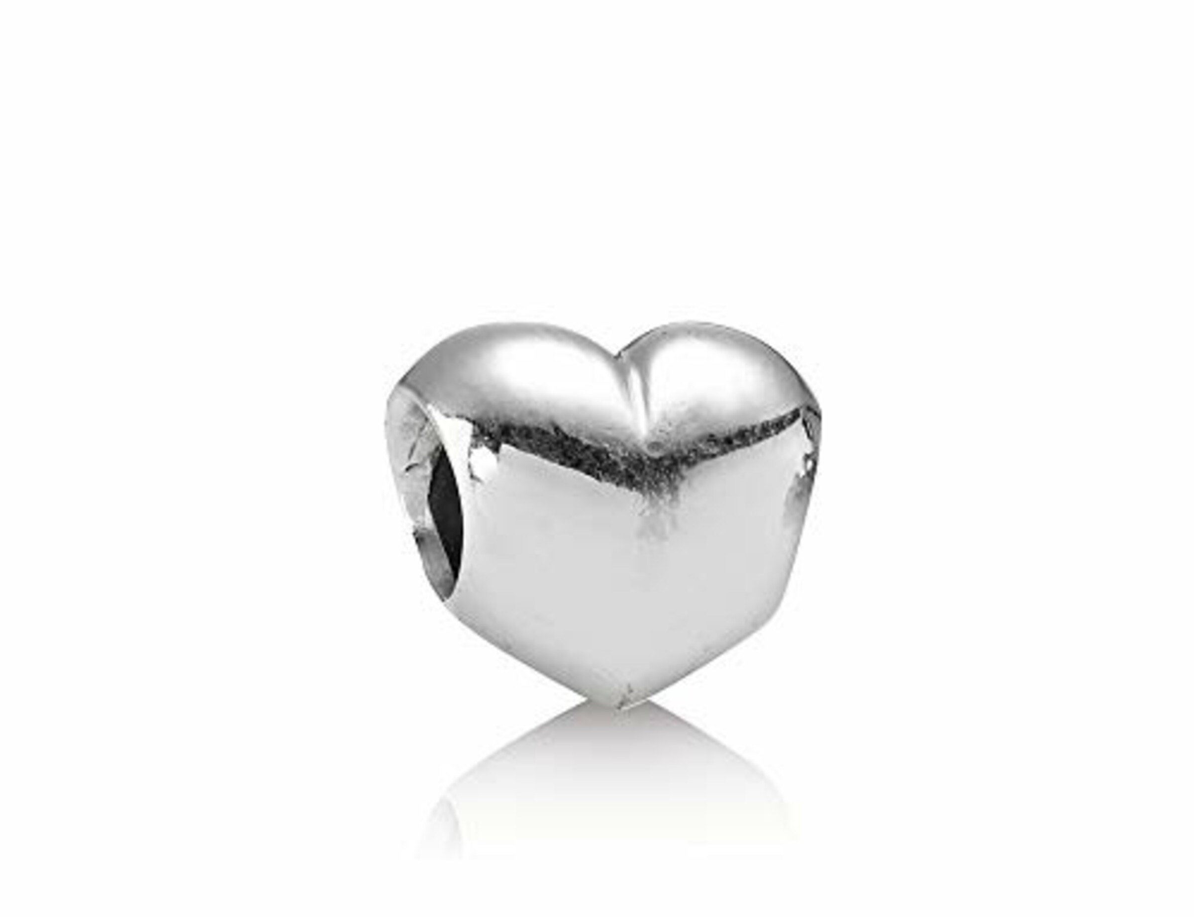 Pandora Pendant in Silver: front