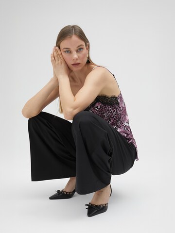 Lola Casademunt Pumps in Black