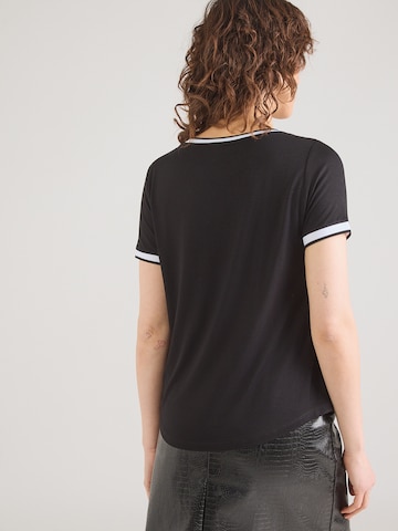 MORE & MORE T-Shirt in Schwarz