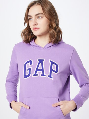 GAP Sweatshirt i lila