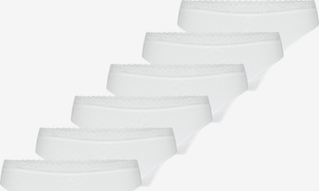 Nina von C. Thong 'Slipboutique' in White: front