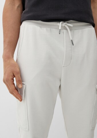 Effilé Pantalon cargo QS en gris