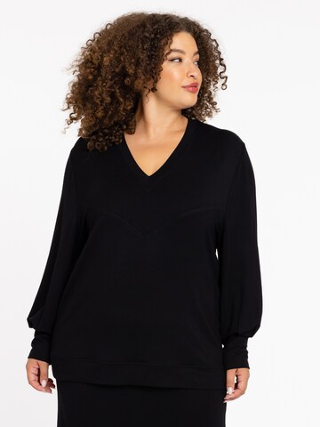 YOEK Sweater in Black: front