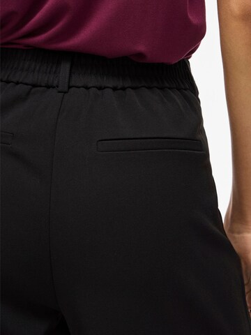 regular Pantaloni 'VIVARONA' di VILA in nero