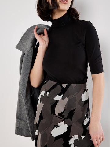 Apricot Brushstroke Bias Maxi Skirt ' ' in Grau